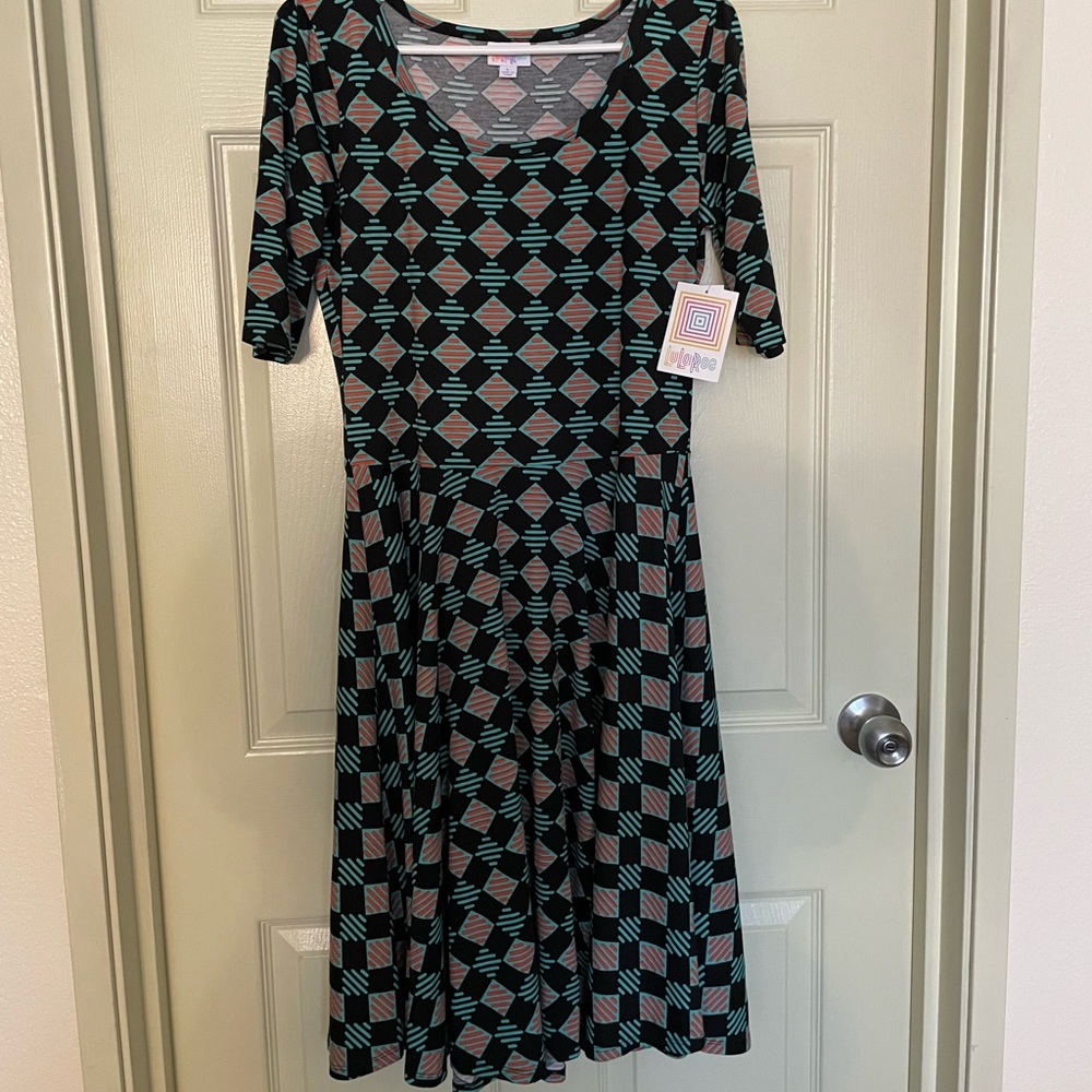 NWT lularoe Nicole dress size L